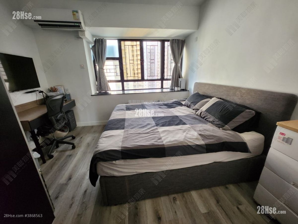 Fair Way Garden Sell 3 Bedrooms , 2 Bathrooms 889 ft² ( 82.6 m² )