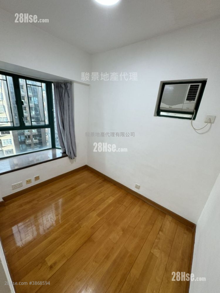The Wharf Sell 2 Bedrooms , 1 Bathroom 413 ft² ( 38.4 m² )