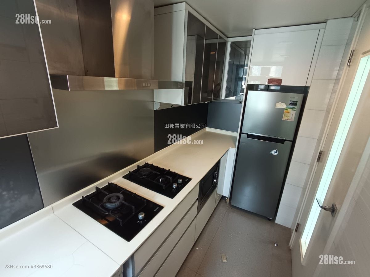 The Rise Sell 4 Bedrooms , 2 Bathrooms 749 ft² ( 69.6 m² )