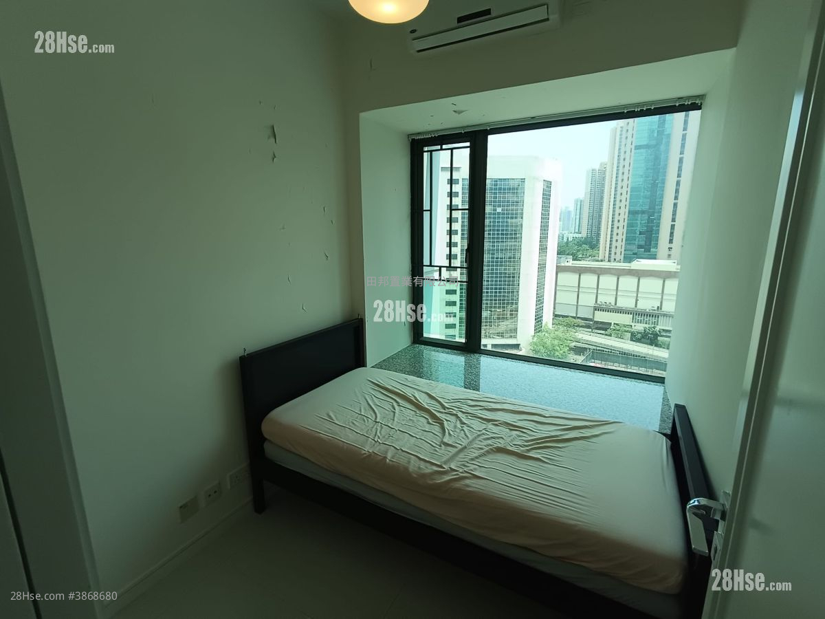 The Rise Sell 4 Bedrooms , 2 Bathrooms 749 ft² ( 69.6 m² )