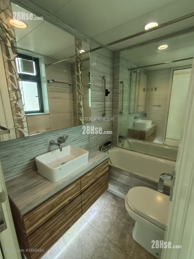 The Rise Sell 4 Bedrooms , 2 Bathrooms 749 ft² ( 69.6 m² )
