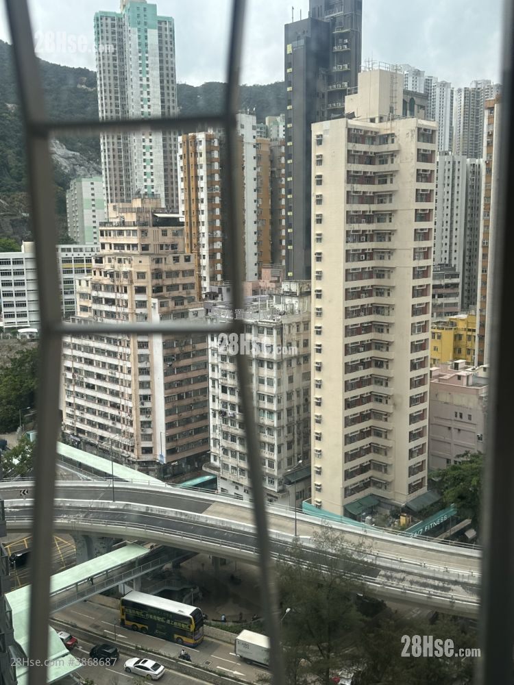 Tak Fook Building Sell 295 ft² ( 27.4 m² )