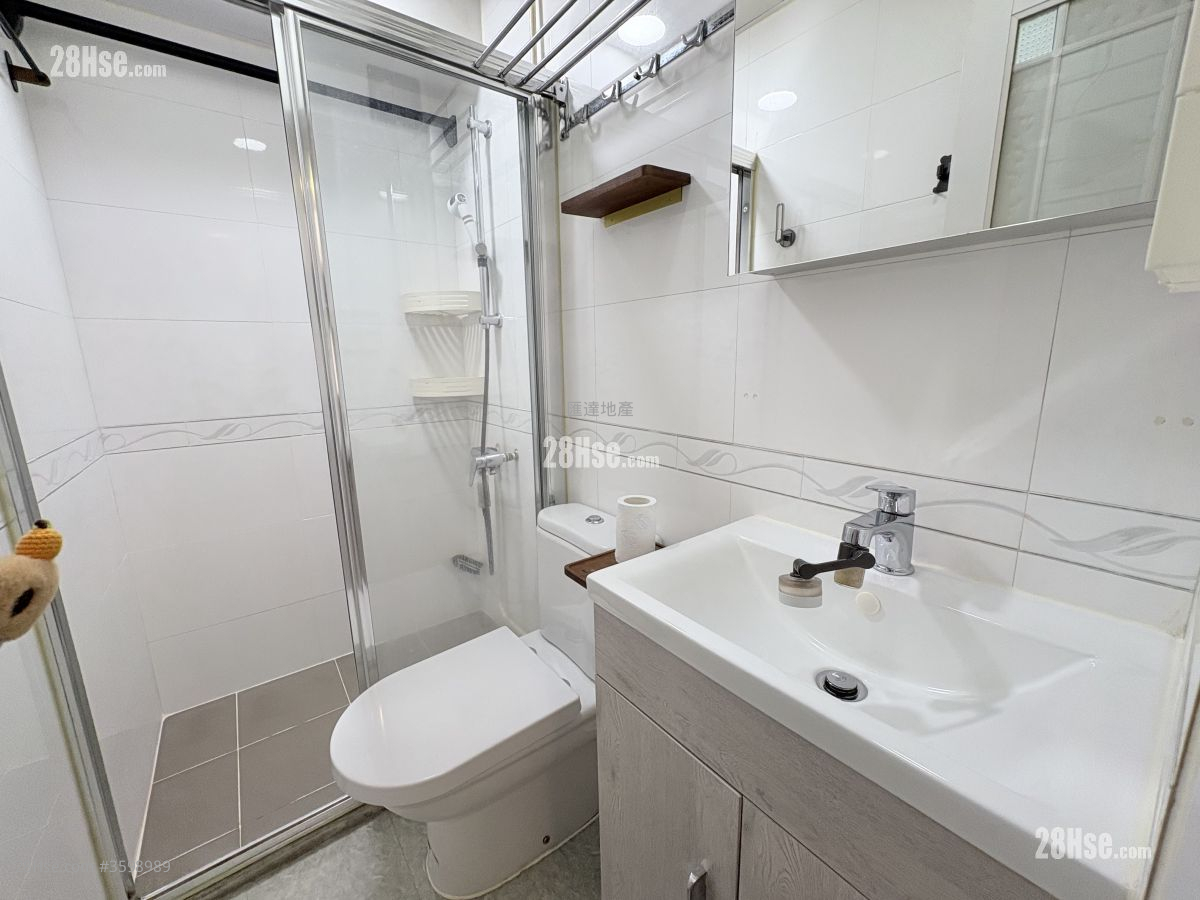 Mei Foo Sun Chuen Rental 2 Bedrooms 464 ft² ( 43.1 m² )