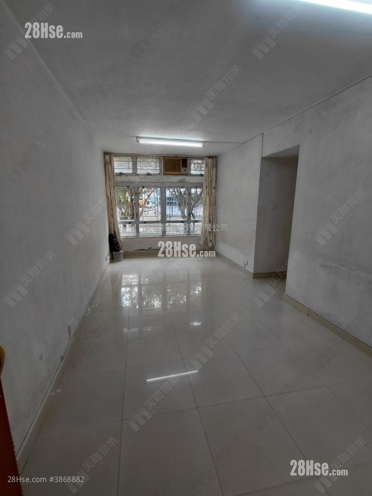 Wah Ming Est Sell 1 Bedroom 566 ft² ( 52.6 m² )