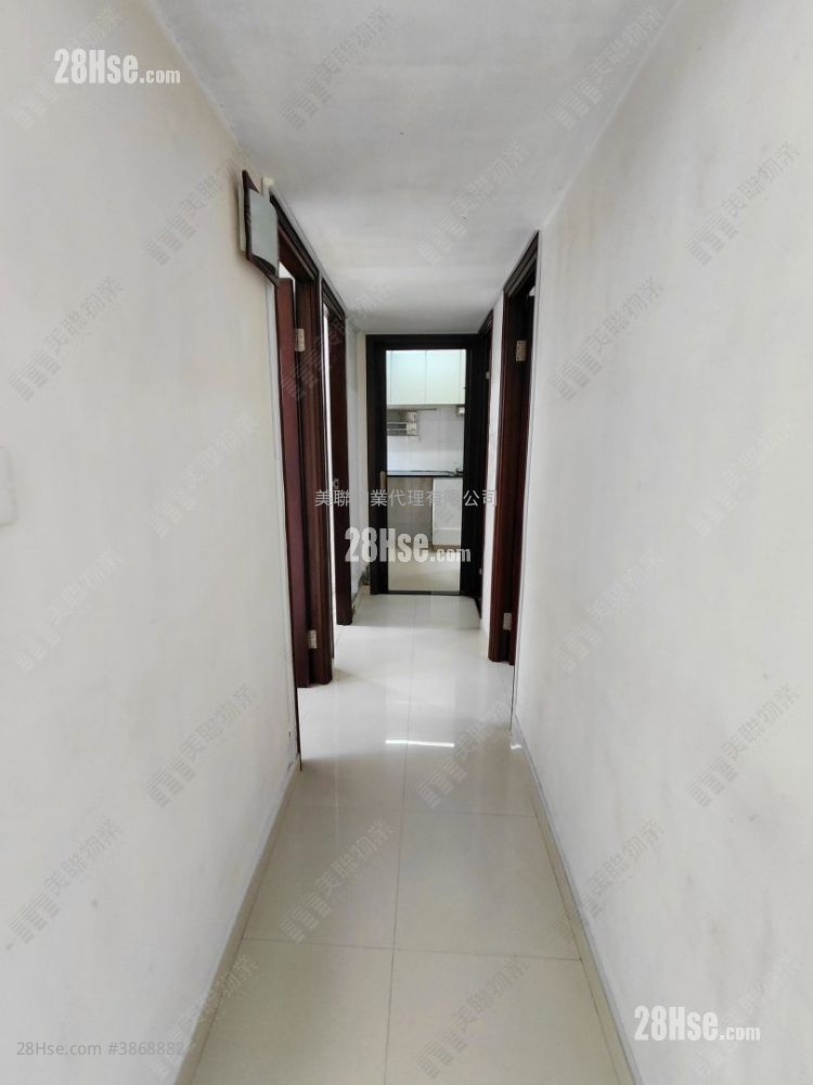 Wah Ming Est Sell 1 Bedroom 566 ft² ( 52.6 m² )