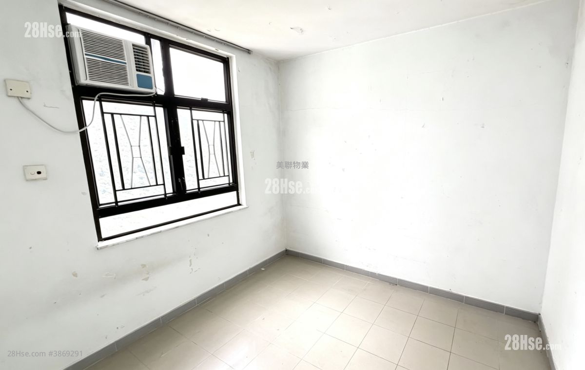 Prime View Garden Sell 2 Bedrooms , 1 Bathroom 483 ft² ( 44.9 m² )