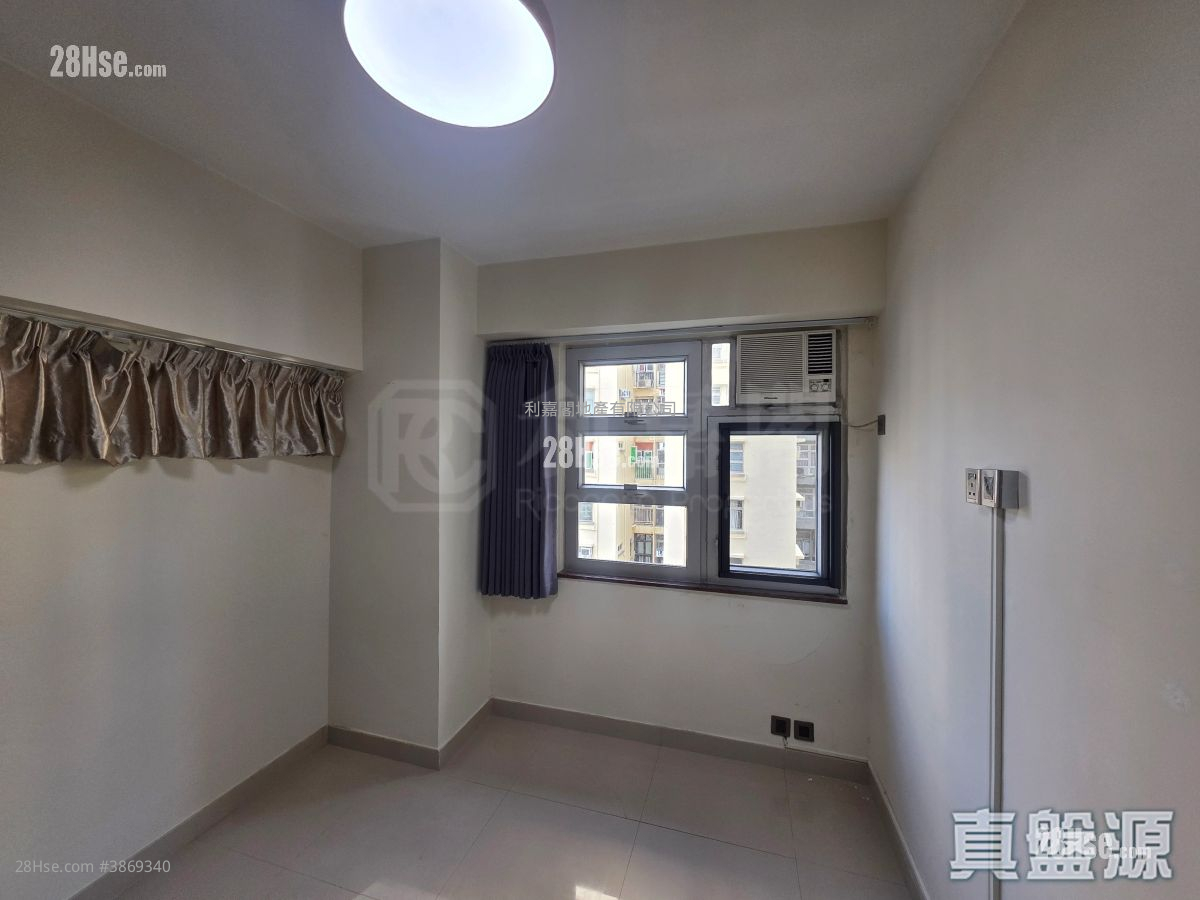 bedroom 1: Mei Foo Sun Chuen Rental 2 Bedrooms , 1 Bathroom 464 ft² ( 43.1 m² )