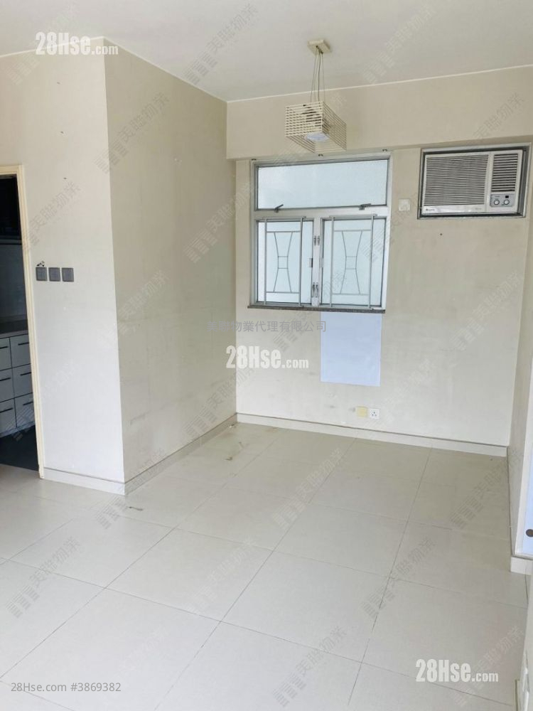 Tsuen Wan Plaza Sell 2 Bedrooms 433 ft² ( 40.2 m² )