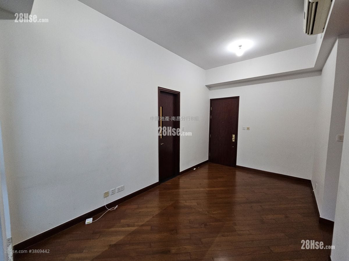 Park Summit Sell 3 Bedrooms , 2 Bathrooms 654 ft² ( 60.8 m² )