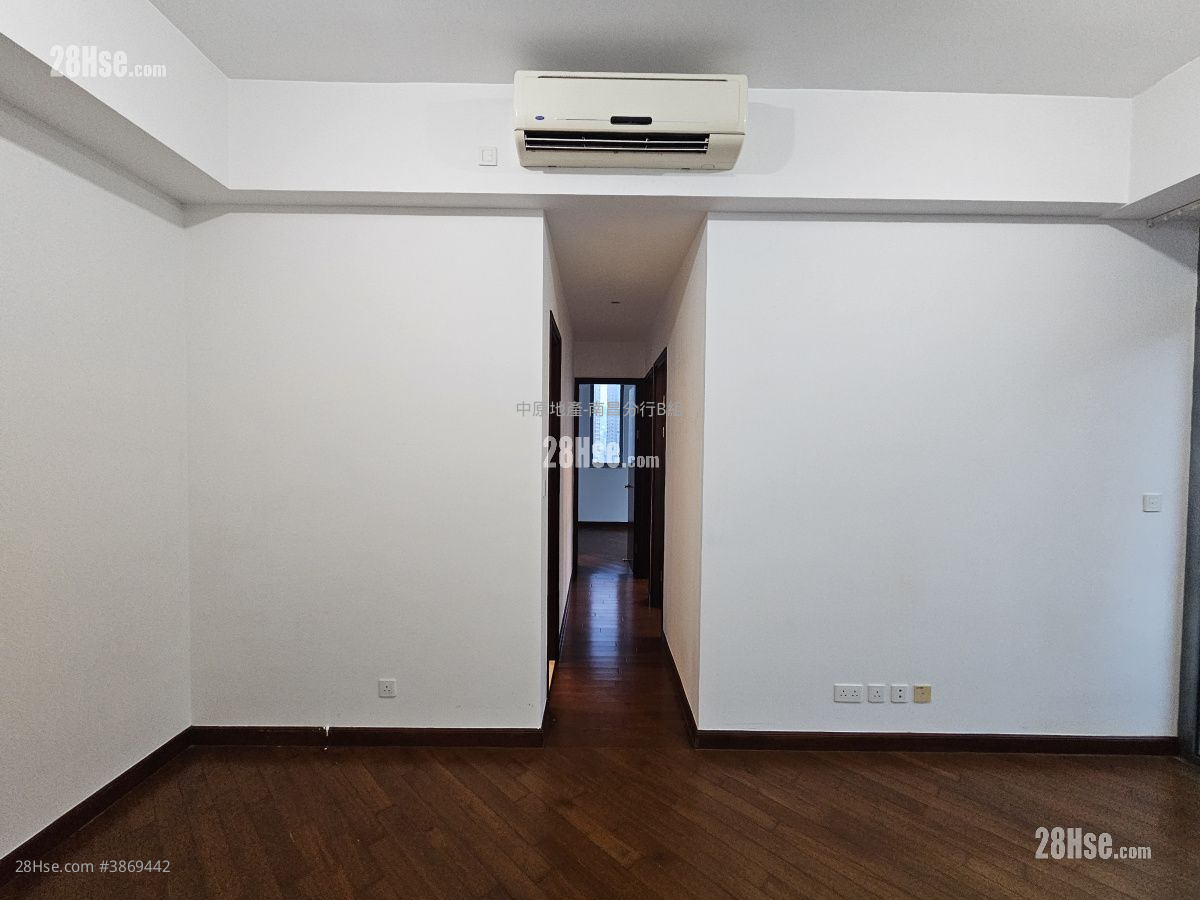 Park Summit Sell 3 Bedrooms , 2 Bathrooms 654 ft² ( 60.8 m² )