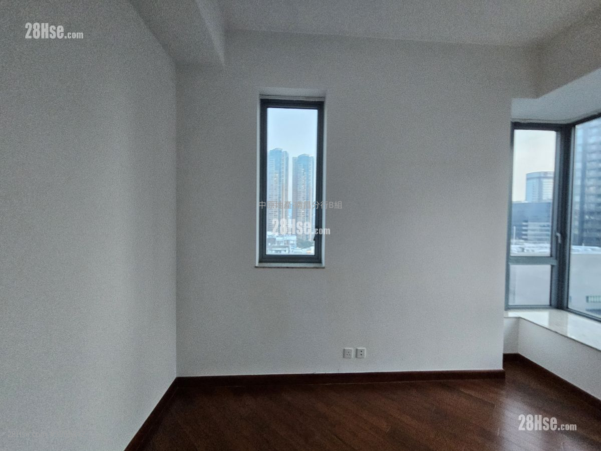 Park Summit Sell 3 Bedrooms , 2 Bathrooms 654 ft² ( 60.8 m² )