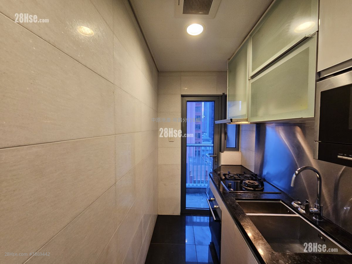 Park Summit Sell 3 Bedrooms , 2 Bathrooms 654 ft² ( 60.8 m² )