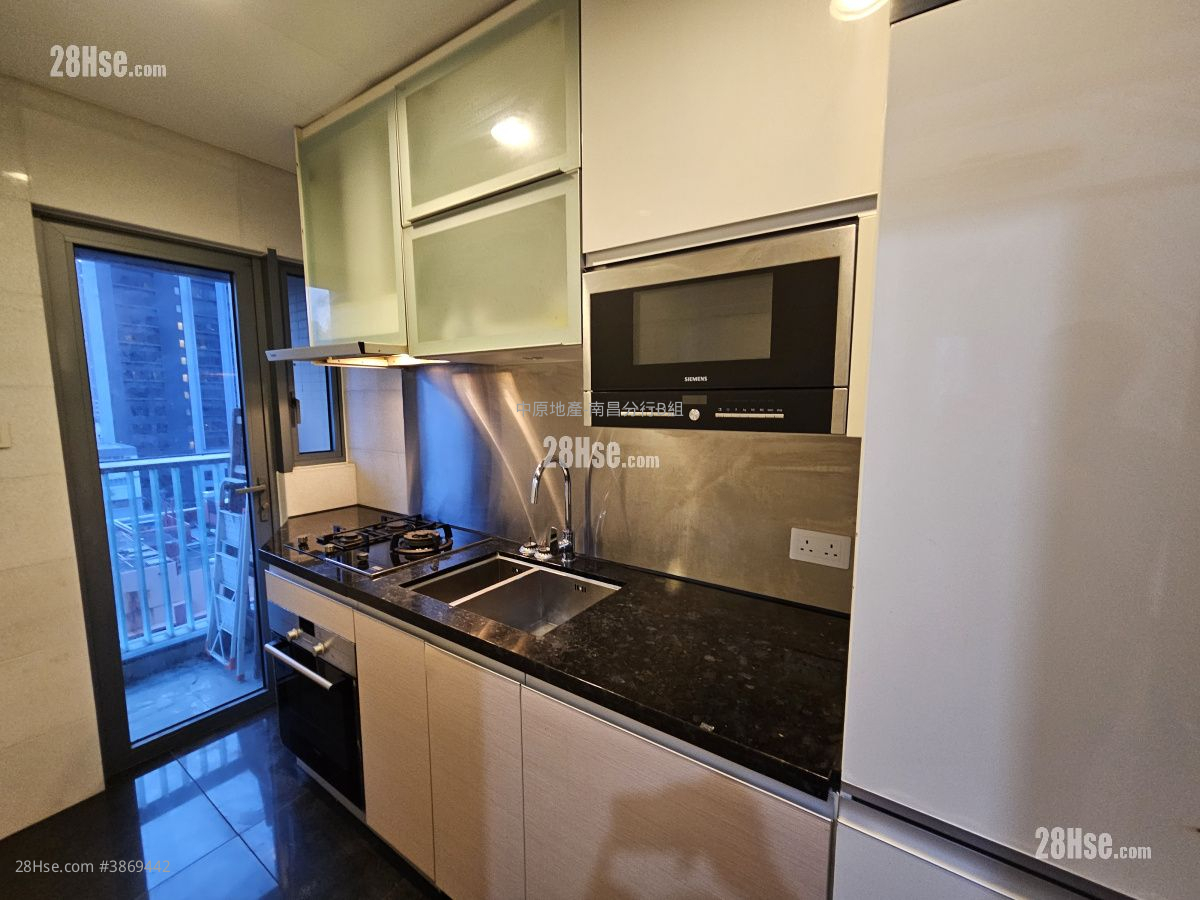 Park Summit Sell 3 Bedrooms , 2 Bathrooms 654 ft² ( 60.8 m² )