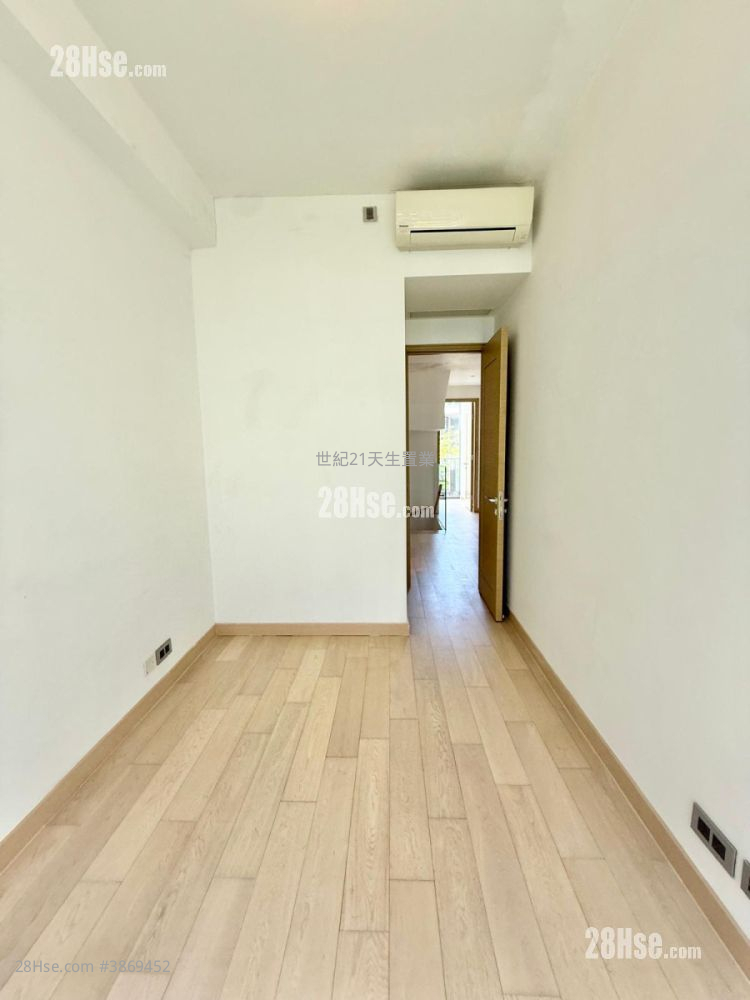 Napa Sell 4 Bedrooms , 3 Bathrooms 1,763 ft² ( 163.8 m² )