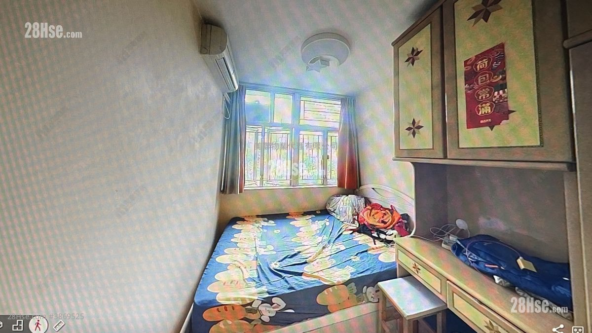 景盛苑 售盘 3 房 606 平方尺 ( 56.3 平方米 )