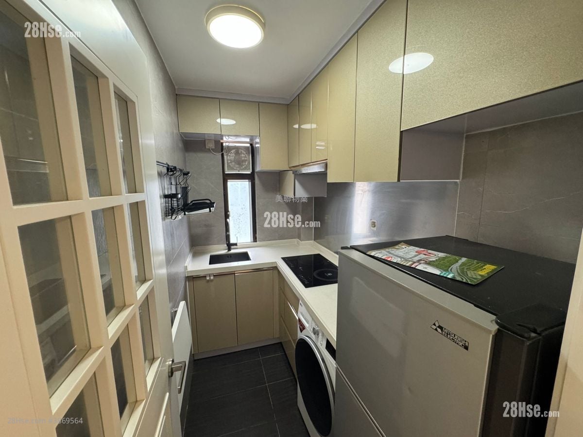 Luk Yeung Sun Chuen Sell 2 Bedrooms 445 ft² ( 41.3 m² )