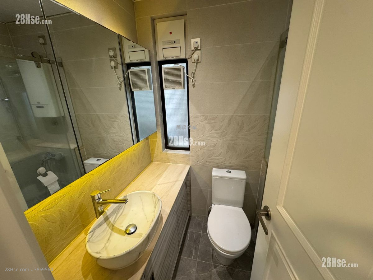Luk Yeung Sun Chuen Sell 2 Bedrooms 445 ft² ( 41.3 m² )