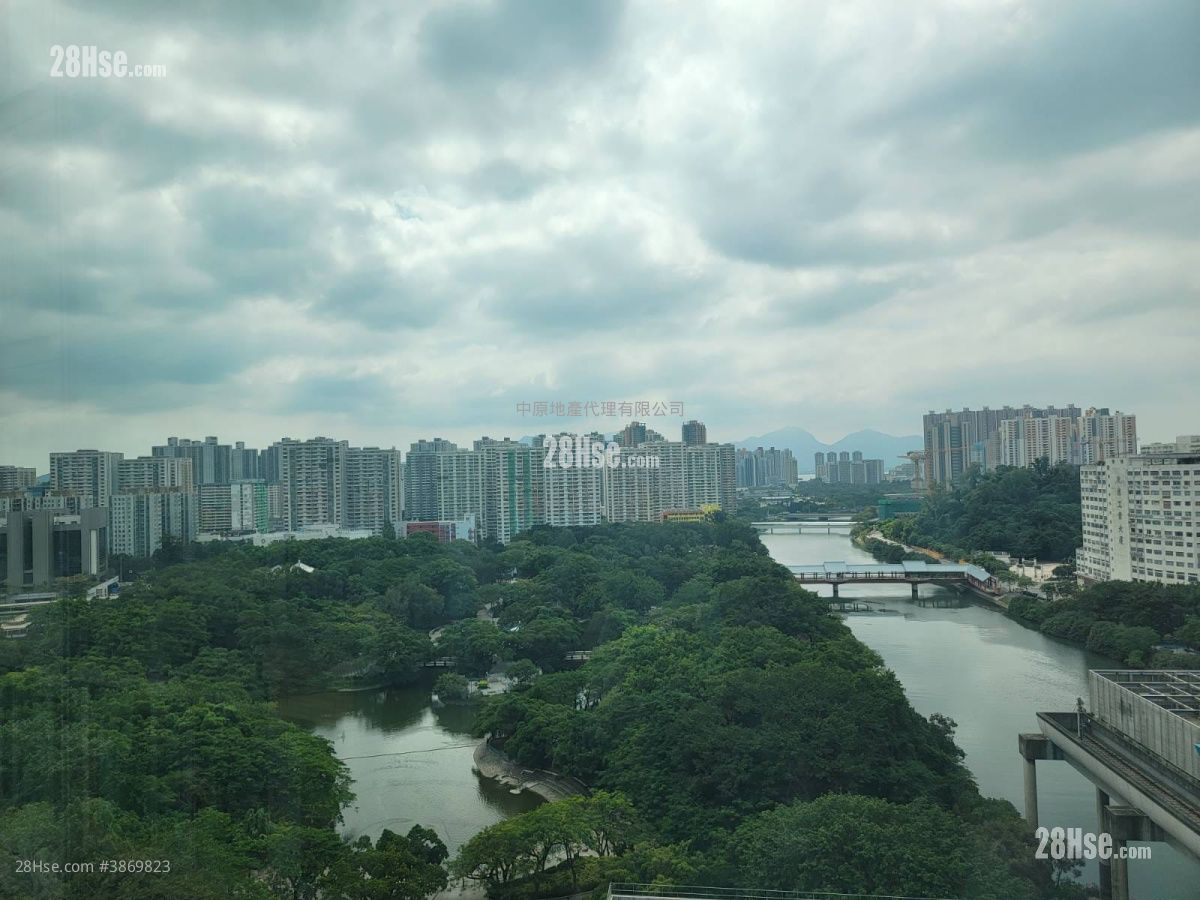 Century Gateway Sell 3 Bedrooms , 1 Bathroom 718 ft² ( 66.7 m² )