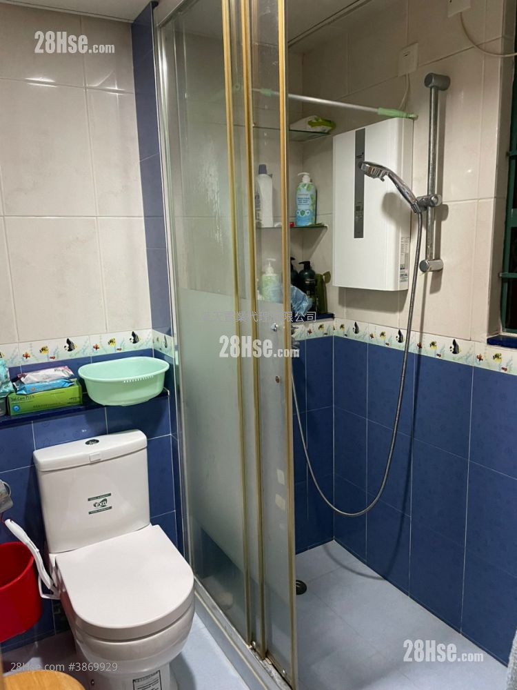 Horae Place Sell 3 Bedrooms , 2 Bathrooms 424 ft² ( 39.4 m² )
