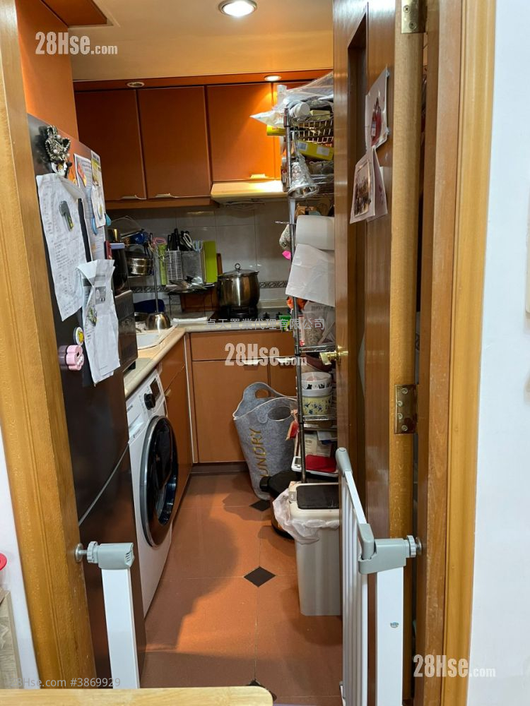 Horae Place Sell 3 Bedrooms , 2 Bathrooms 424 ft² ( 39.4 m² )