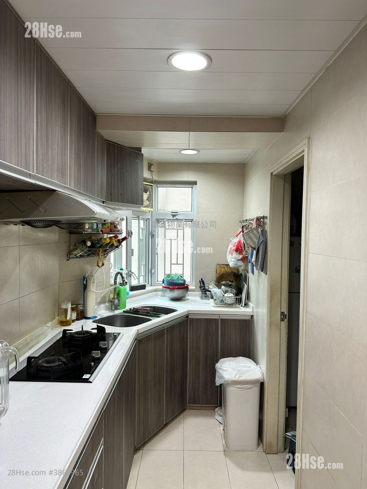 Hunghom Bay Centre Sell 3 Bedrooms , 2 Bathrooms 956 ft² ( 88.8 m² )