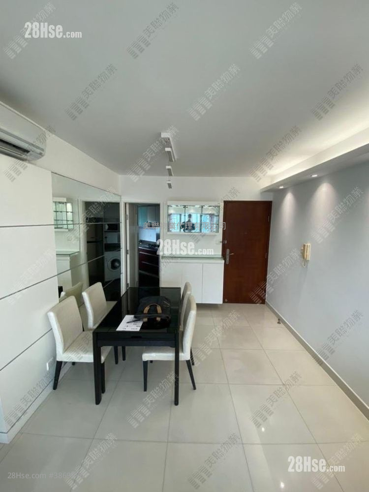 Tseung Kwan O Plaza Rental 3 Bedrooms , 2 Bathrooms 728 ft² ( 67.6 m² )