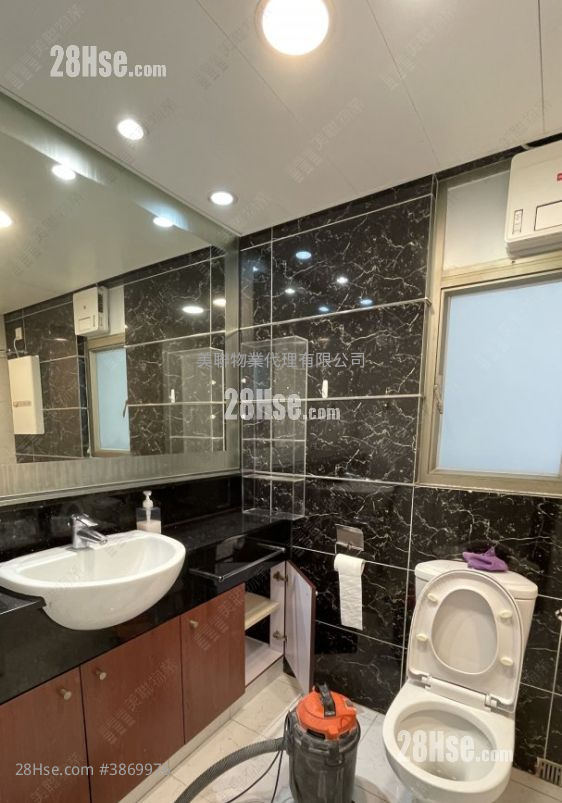 Tseung Kwan O Plaza Rental 3 Bedrooms , 2 Bathrooms 728 ft² ( 67.6 m² )