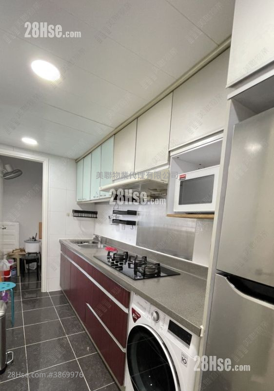 Tseung Kwan O Plaza Rental 3 Bedrooms , 2 Bathrooms 728 ft² ( 67.6 m² )