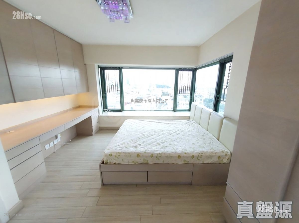 Peninsula Heights Sell 4 Bedrooms 1,107 ft² ( 102.8 m² )