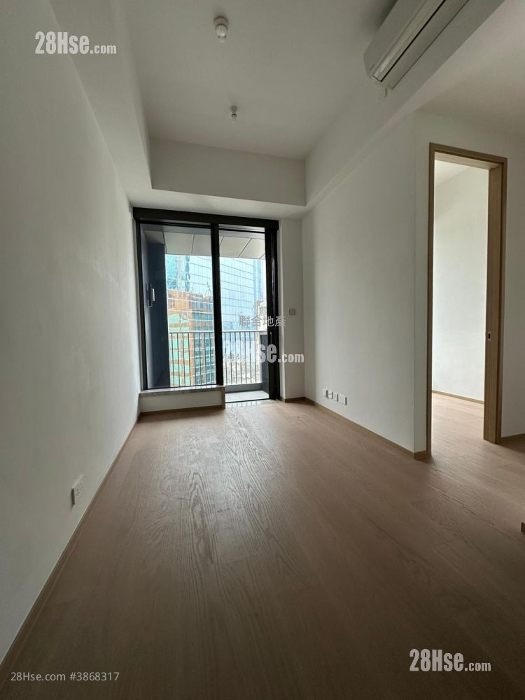 101 Kings Road Rental 2 Bedrooms , 1 Bathroom 380 ft² ( 35.3 m² )
