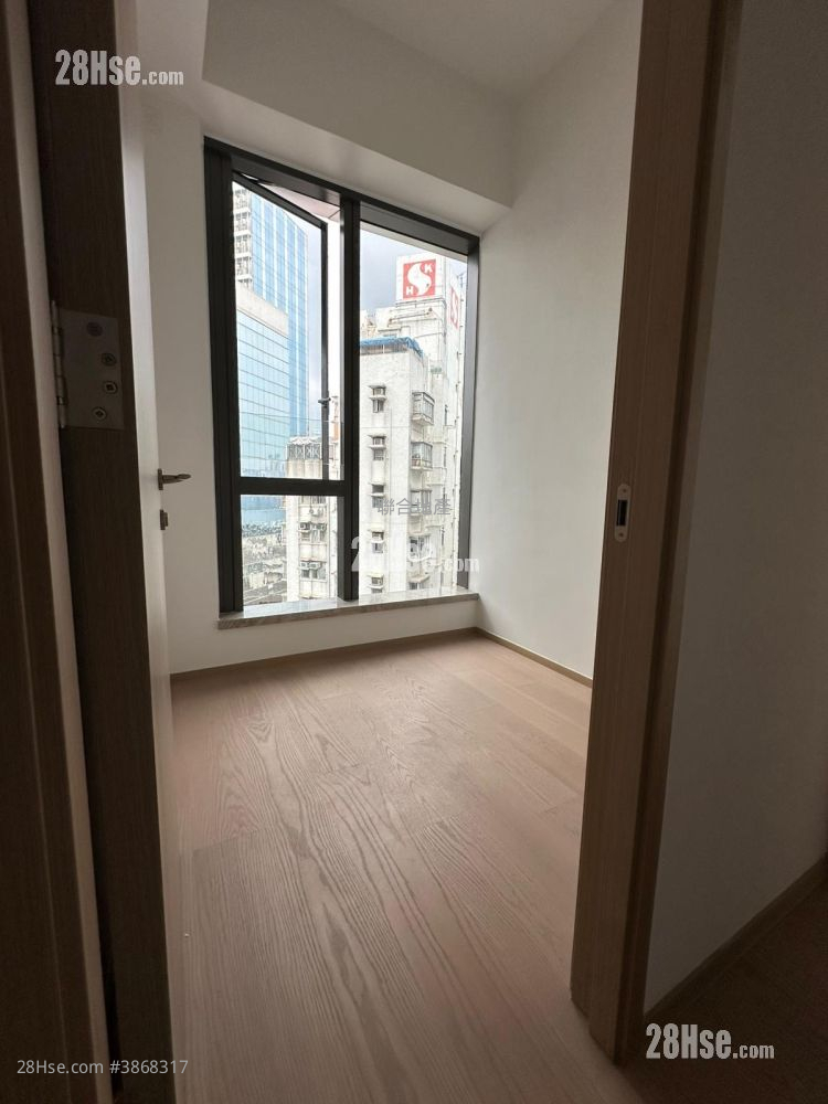 101 Kings Road Rental 2 Bedrooms , 1 Bathroom 380 ft² ( 35.3 m² )