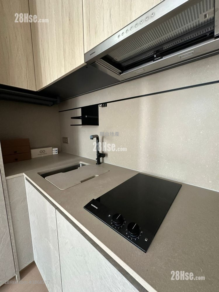 101 Kings Road Rental 2 Bedrooms , 1 Bathroom 380 ft² ( 35.3 m² )