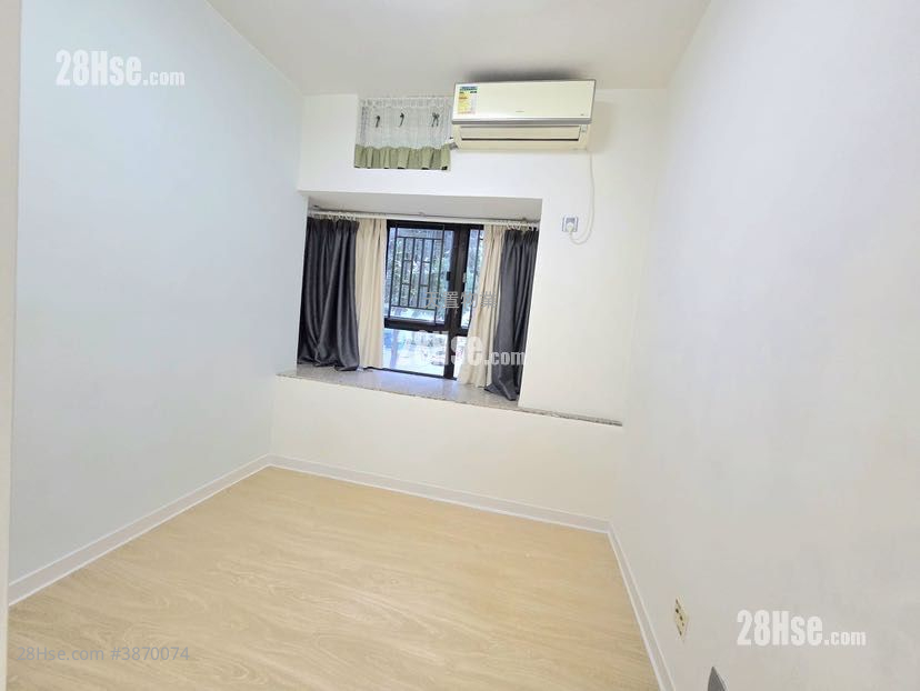Tai Hing Gardens Sell 2 Bedrooms , 1 Bathroom 419 ft² ( 38.9 m² )