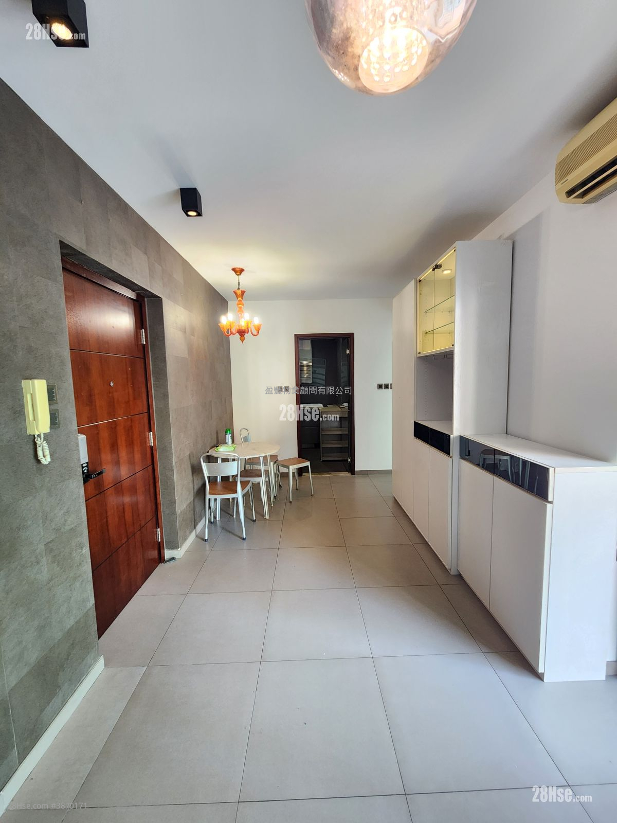 The Zenith Rental 1 Bedroom , 1 Bathroom 498 ft² ( 46.3 m² )