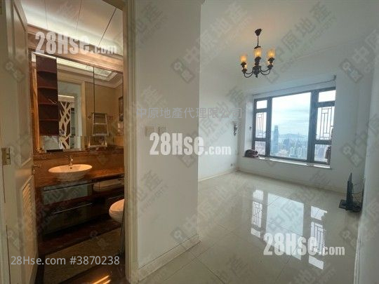 The Cairnhill Sell 3 Bedrooms 1,008 ft² ( 93.6 m² )