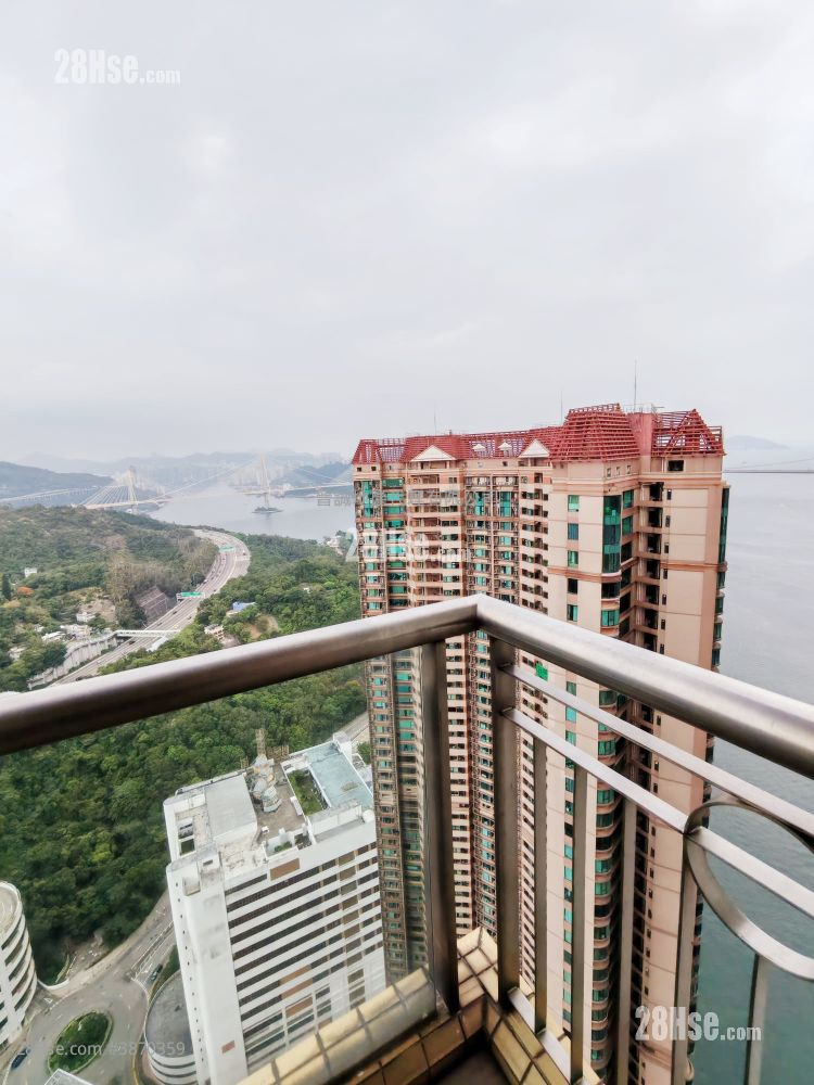 Bellagio Sell 2 Bedrooms , 1 Bathroom 577 ft² ( 53.6 m² )