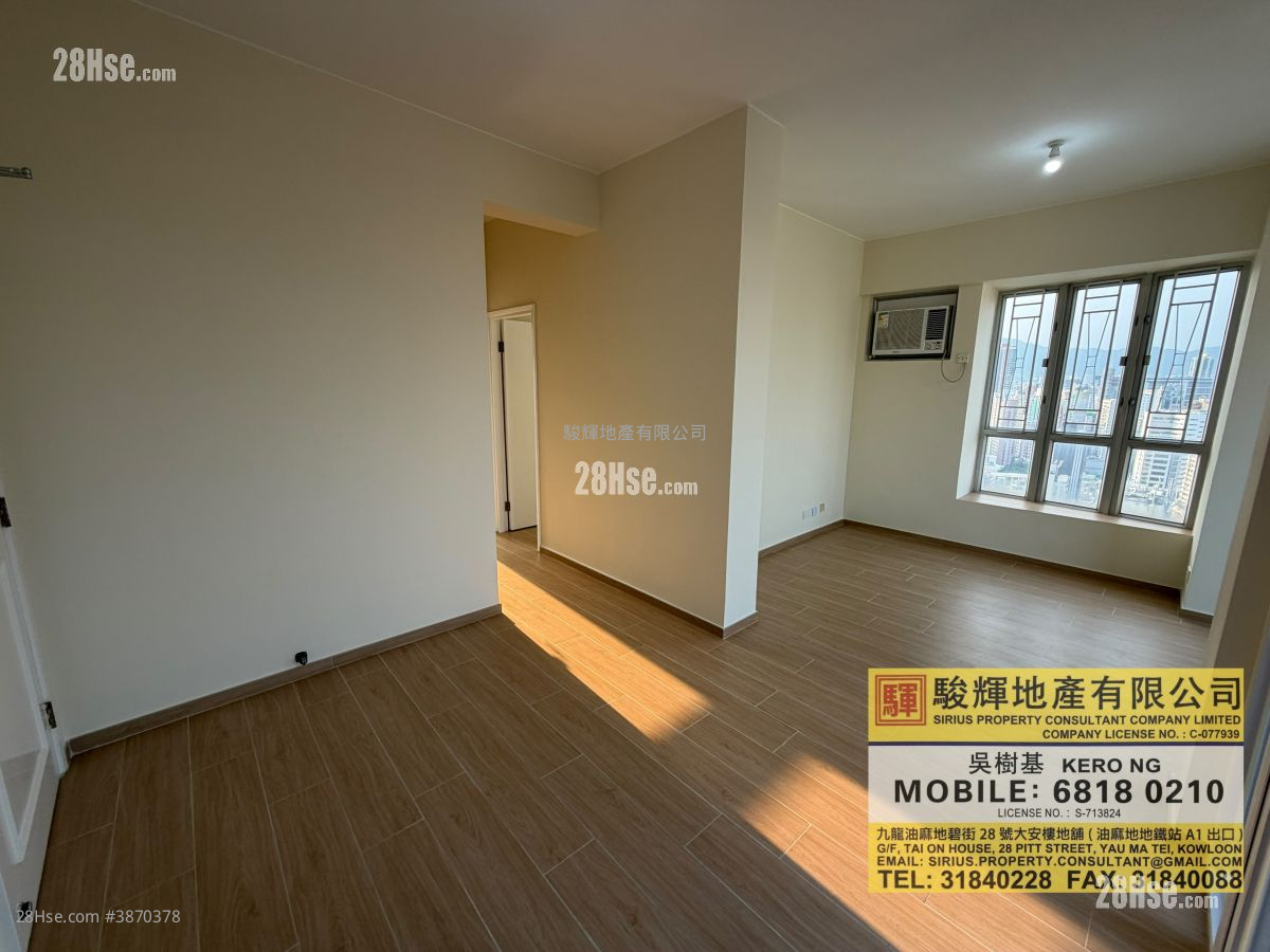 Liberty Mansion Rental 3 Bedrooms , 2 Bathrooms 694 ft² ( 64.5 m² )