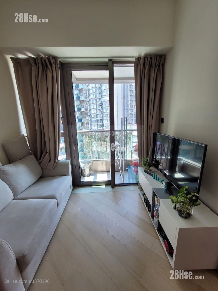 One East Coast Sell 2 Bedrooms , 1 Bathroom 374 ft² ( 34.7 m² )