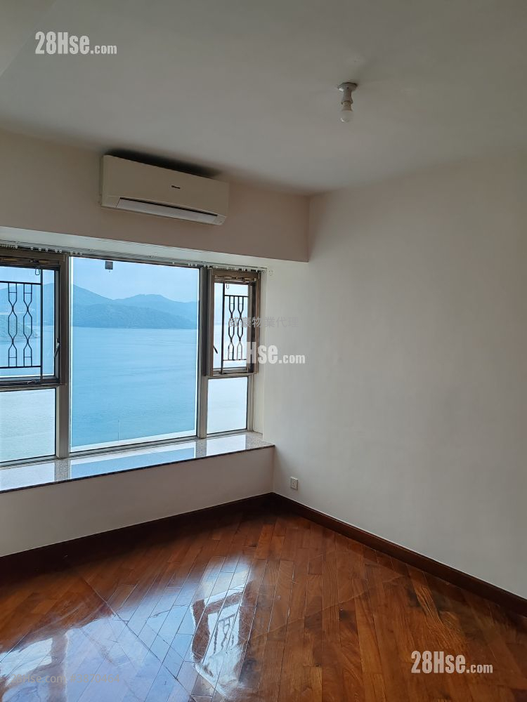 Bellagio Sell 3 Bedrooms , 3 Bathrooms 891 ft² ( 82.8 m² )