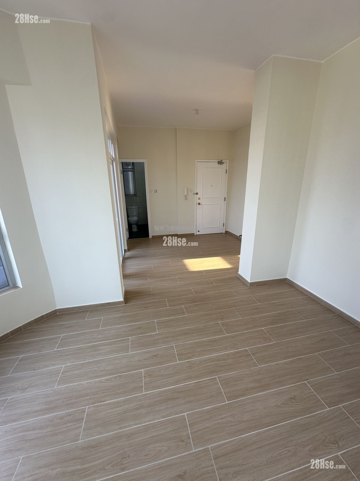 Liberty Mansion Rental 3 Bedrooms , 2 Bathrooms 694 ft² ( 64.5 m² )