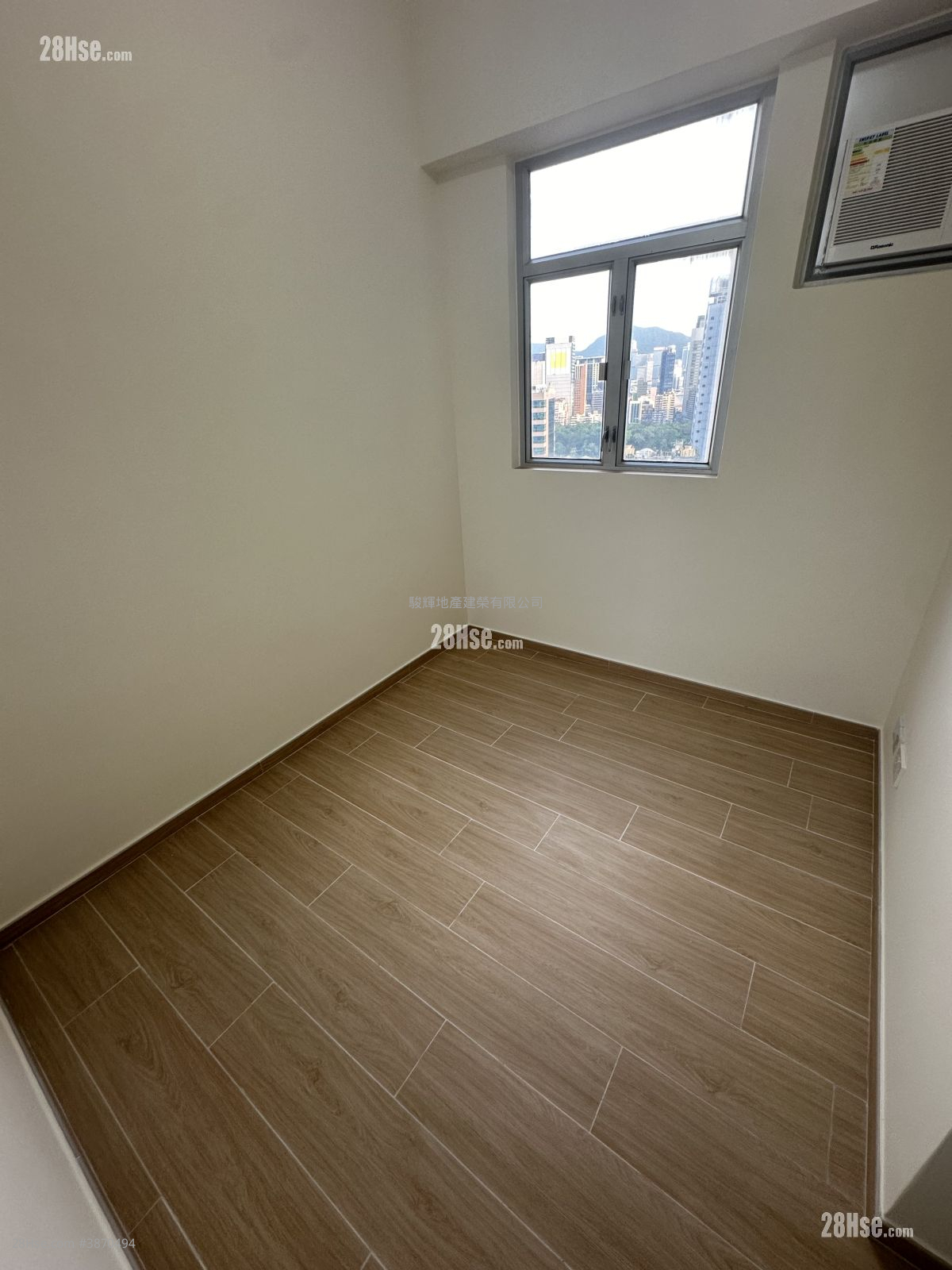 Liberty Mansion Rental 3 Bedrooms , 2 Bathrooms 694 ft² ( 64.5 m² )
