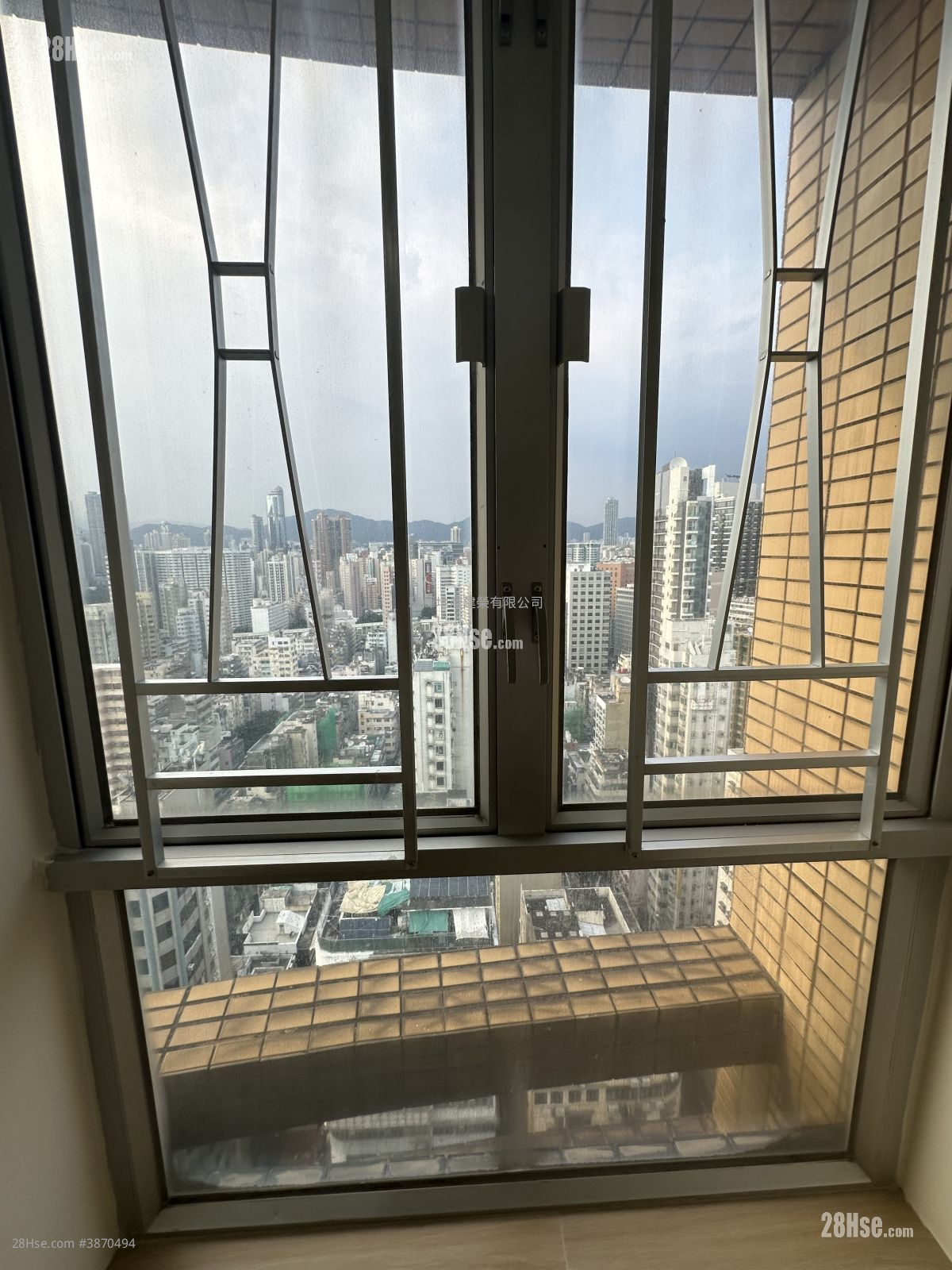 Liberty Mansion Rental 3 Bedrooms , 2 Bathrooms 694 ft² ( 64.5 m² )