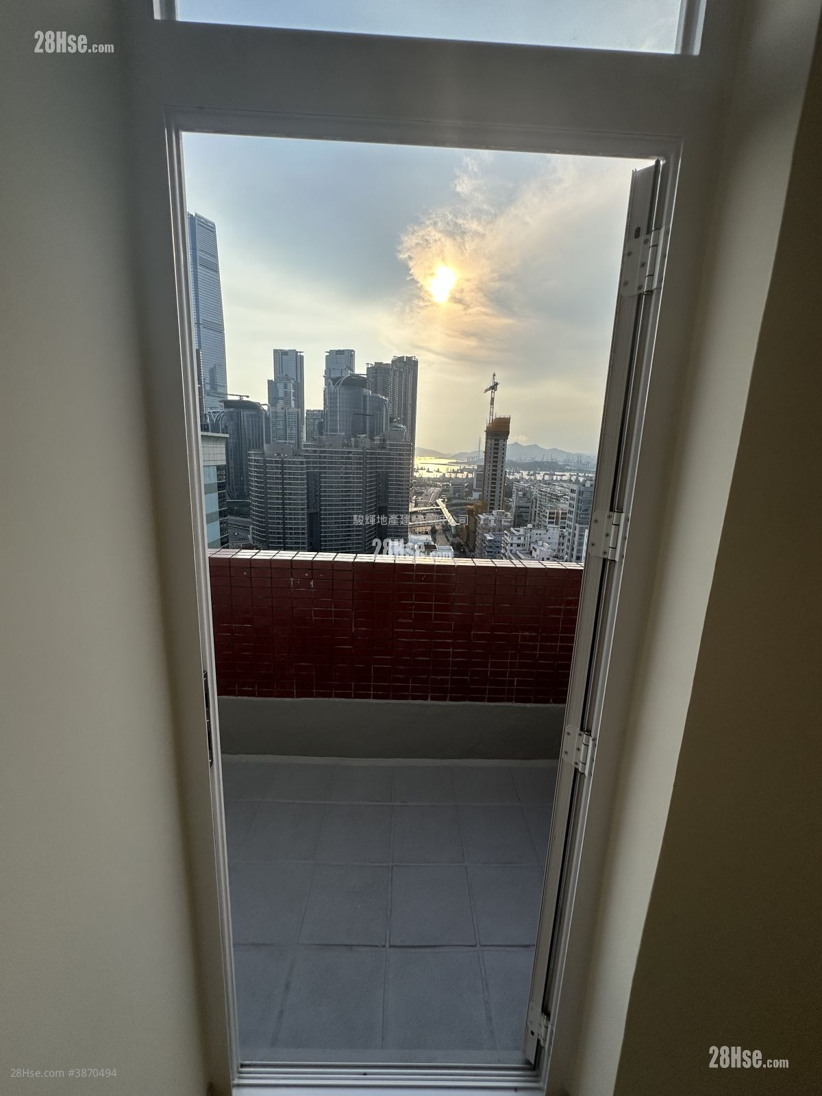 Liberty Mansion Rental 3 Bedrooms , 2 Bathrooms 694 ft² ( 64.5 m² )