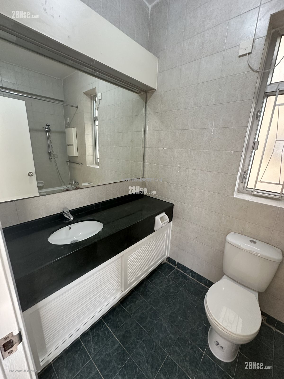 Liberty Mansion Rental 3 Bedrooms , 2 Bathrooms 694 ft² ( 64.5 m² )