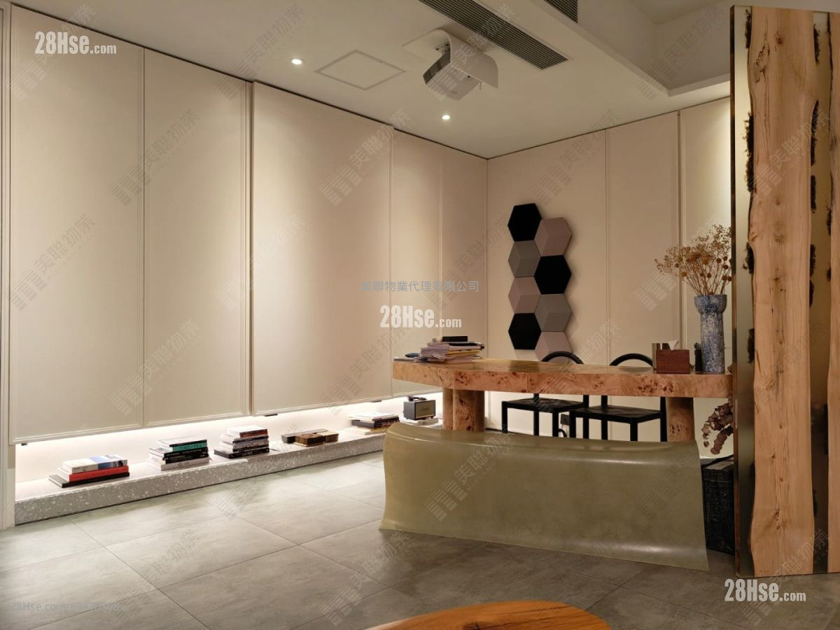 Mount Pavilia Sell 1 Bedroom , 2 Bathrooms 968 ft² ( 89.9 m² )