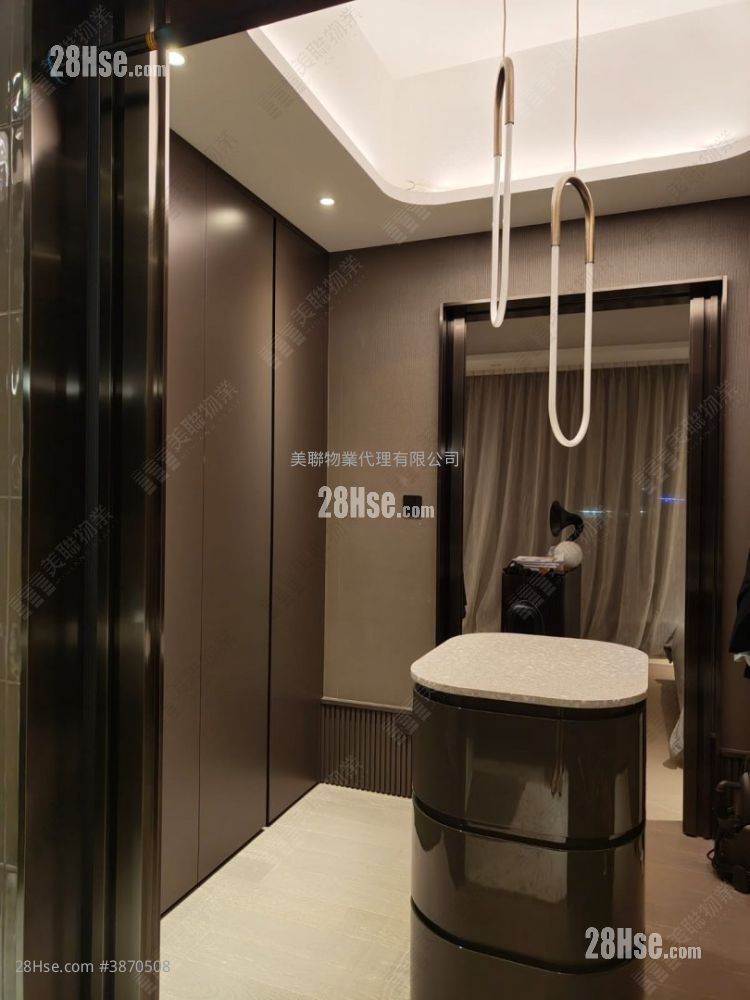Mount Pavilia Sell 1 Bedroom , 2 Bathrooms 968 ft² ( 89.9 m² )