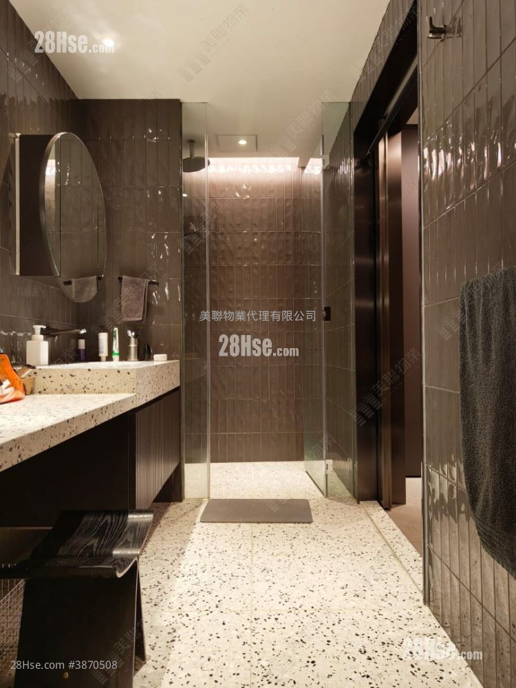 Mount Pavilia Sell 1 Bedroom , 2 Bathrooms 968 ft² ( 89.9 m² )