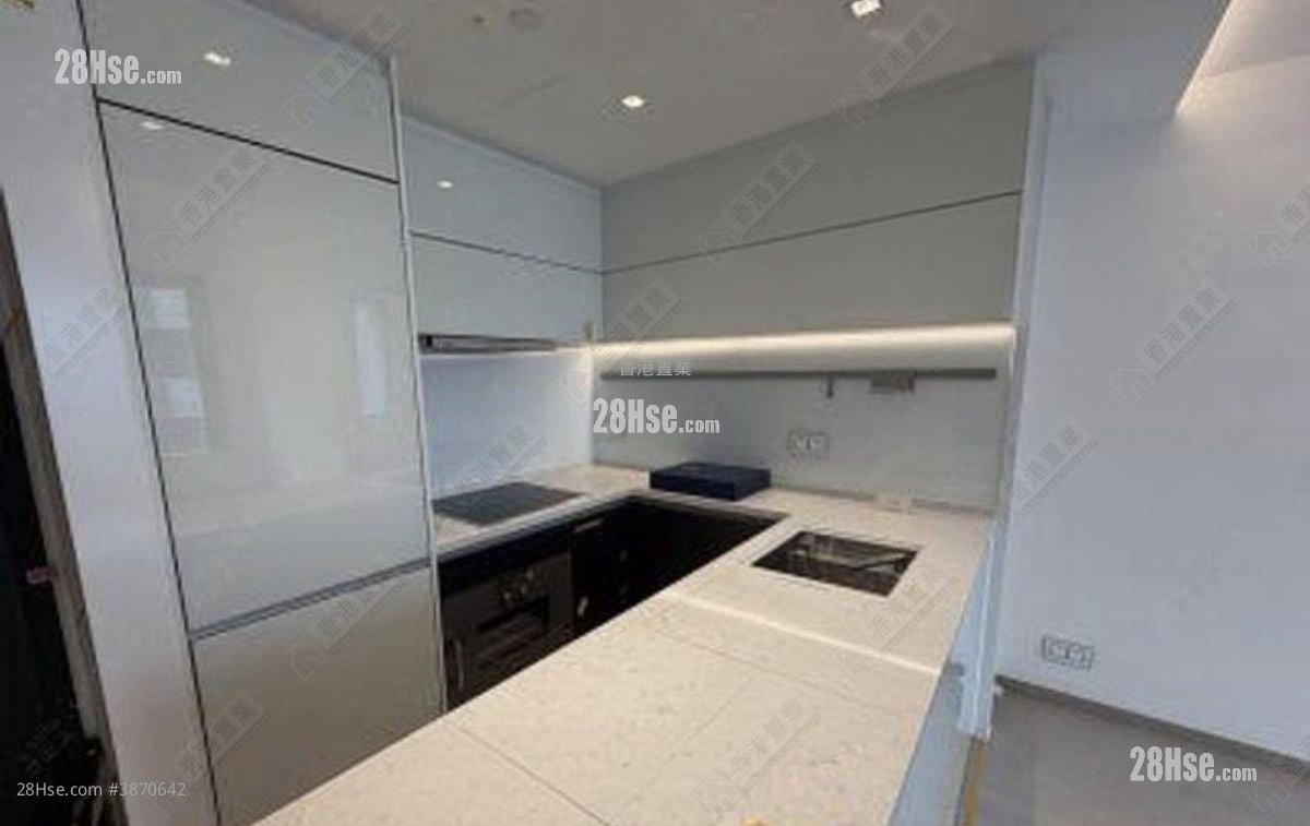 The Southside Rental 2 Bedrooms , 1 Bathroom 454 ft² ( 42.2 m² )
