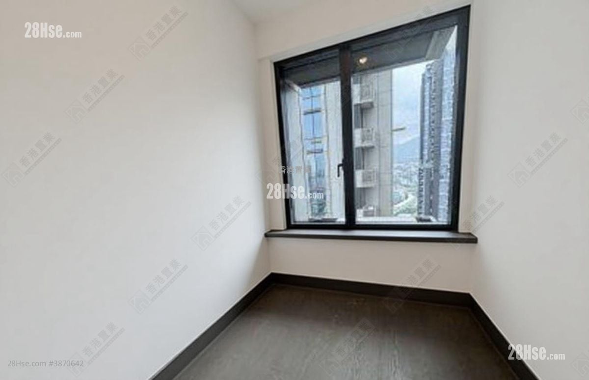 The Southside Rental 2 Bedrooms , 1 Bathroom 454 ft² ( 42.2 m² )