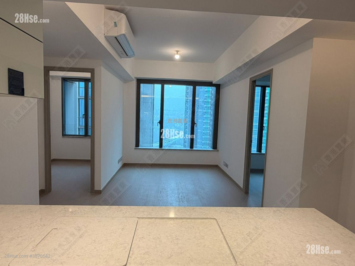 The Southside Rental 2 Bedrooms , 1 Bathroom 454 ft² ( 42.2 m² )
